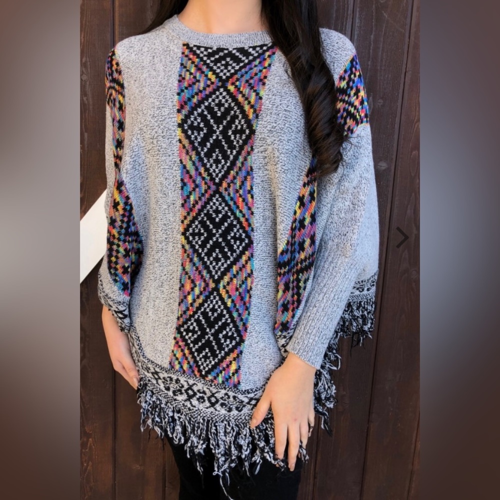 Womens Poncho Gray Southwest Aztec Fringe Pullover Fringe Bottom, boho